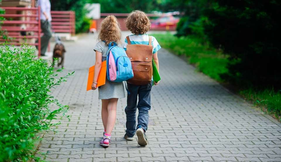 Volta às aulas: 4 dicas para preparar o seu filho  para a rotina escolar Lorena Bueri