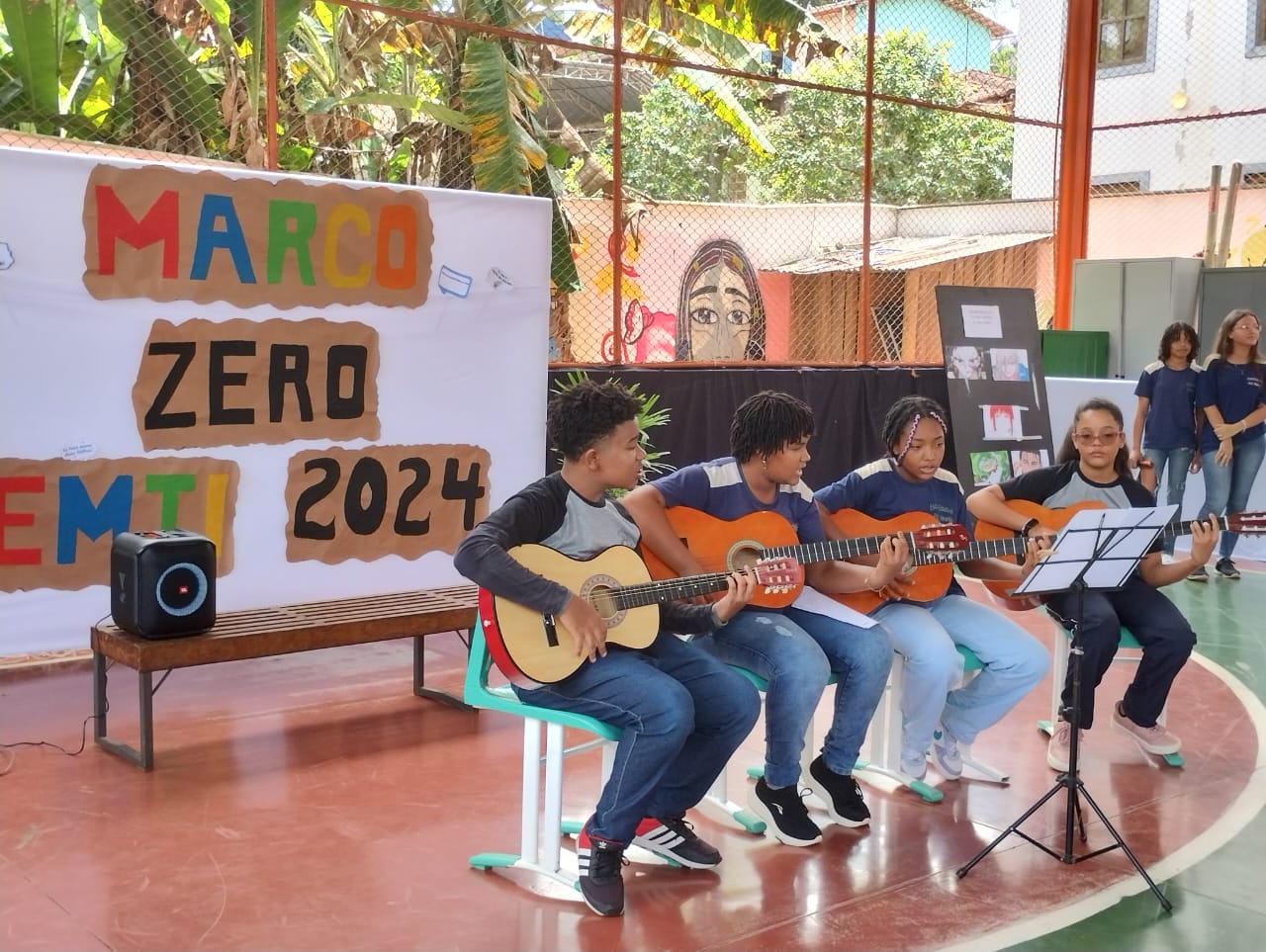 Public schools promote the integration of EMTI students with Marco Zero Reception